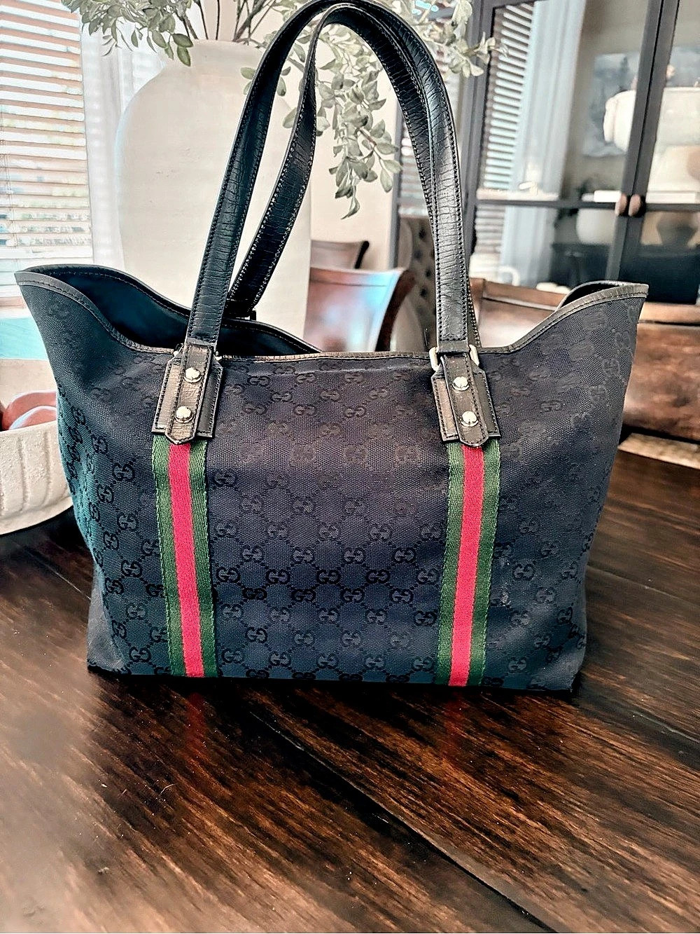 Gucci GG Canvas Web Stripe Tote Bag in Black & Green - Picture 2 of 4